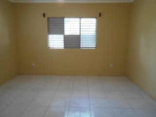 House For Rent in Landovery Estate Runaway Bay, St. Ann Jamaica | [8]