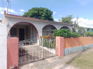 3 bed House For Sale in Duhaney Park, Kingston / St. Andrew, Jamaica