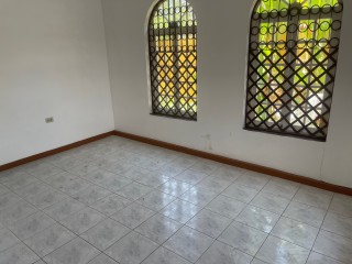 Flat For Rent in MONA, Kingston / St. Andrew Jamaica | [3]