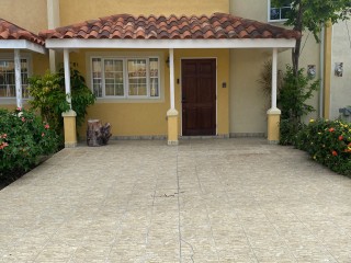 Townhouse For Rent in Mango Walk, St. Ann Jamaica | [13]