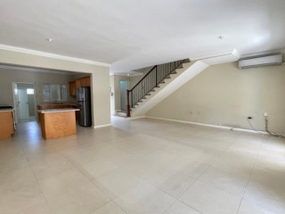 Townhouse For Rent in 55 Paddington Compound, Kingston / St. Andrew Jamaica | [2]