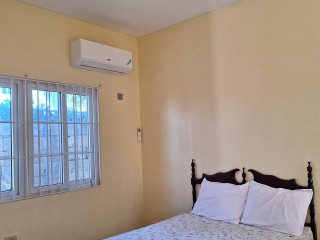 Flat For Rent in Golden Triangle, Kingston / St. Andrew Jamaica | [3]
