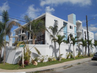 Apartment For Sale in Kingston 6, Kingston / St. Andrew Jamaica | [12]