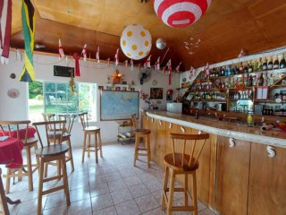 4 bed Resort/vacation property For Sale – Sanguinetti, Clarendon, Jamaica