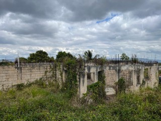 4 bed House For Sale in Mandeville, Manchester, Jamaica