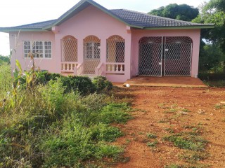 3 bed House For Sale in Comma Pen, St. Elizabeth, Jamaica