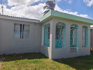 House For Rent in Whitehouse, St. Catherine Jamaica | [10]