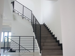 Townhouse For Rent in Russell Heights Kingston 8, Kingston / St. Andrew Jamaica | [5]