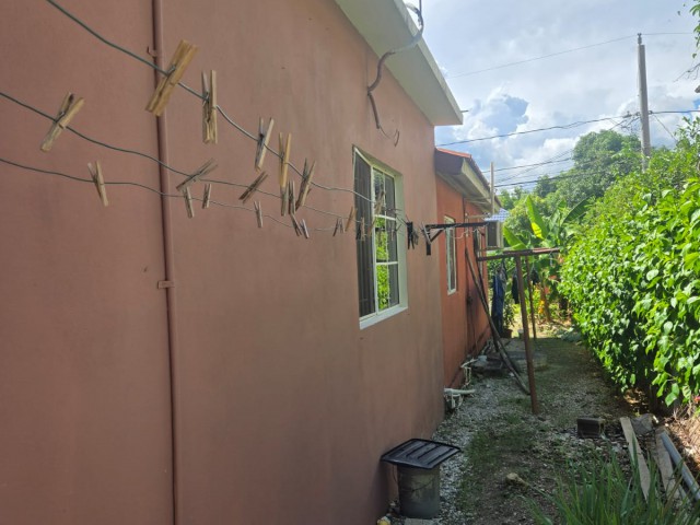 House For Sale in Vineyard Estate, St. Catherine Jamaica | [2]