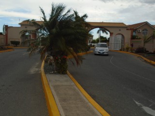 2 bed House For Sale in Caribbean Estate, St. Catherine, Jamaica