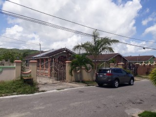 House For Sale in RHYNE PARK, St. James Jamaica | [5]