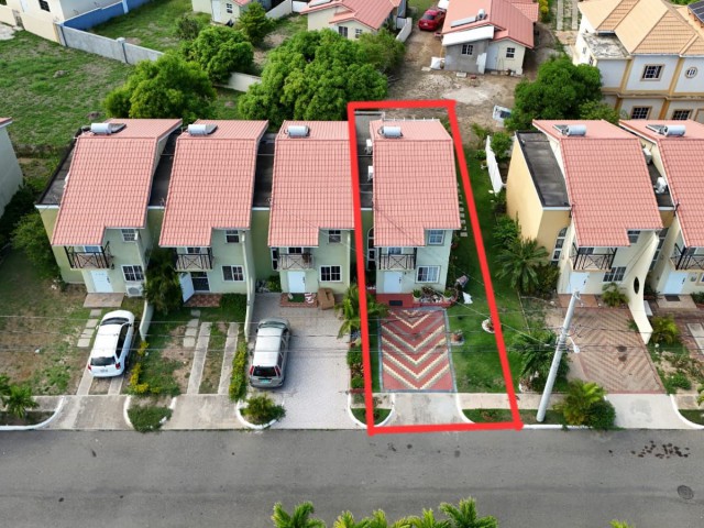2 bed Townhouse For Sale - Greater Portmore, St. Catherine, Jamaica