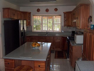 House For Sale in Adelphi, St. James Jamaica | [6]