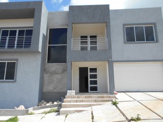 House For Sale in Avondale Heights Mandeville, Manchester Jamaica | [12]