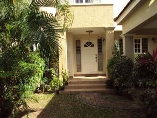 Townhouse For Rent in Kingston 6, Kingston / St. Andrew Jamaica | [1]