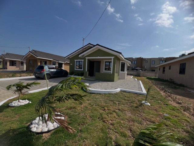2 bed House For Rent - Oak Estate Bernard Lodge, St. Catherine, Jamaica
