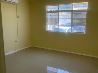Commercial building For Rent in Donrobin, Kingston / St. Andrew Jamaica | [10]