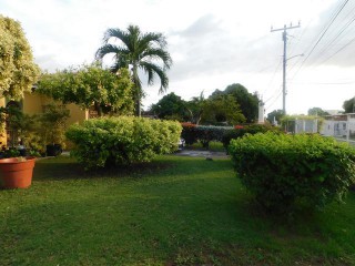 Commercial building For Sale in Windsor Avenue, Kingston / St. Andrew Jamaica | [9]