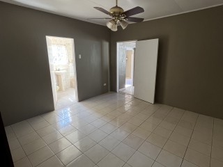 Flat For Rent in Mandeville, Manchester Jamaica | [7]