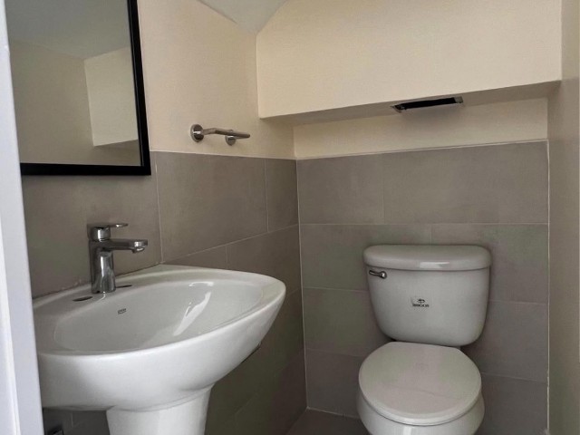 Townhouse For Rent in Portmore, St. Catherine Jamaica | [8]