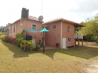5 bed House For Sale in Bruce Field, St. Elizabeth, Jamaica