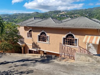 6 bed House For Sale in Plantation Heights, Kingston / St. Andrew, Jamaica