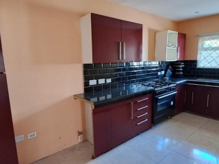 House For Rent in Molynes Road, Kingston / St. Andrew Jamaica | [4]