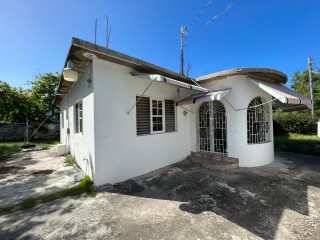 3 bed House For Sale in RUNAWAY BAY PO, St. Ann, Jamaica