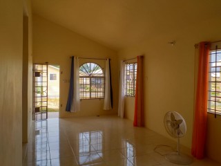 House For Rent in Phoenix Village, St. Catherine Jamaica | [2]