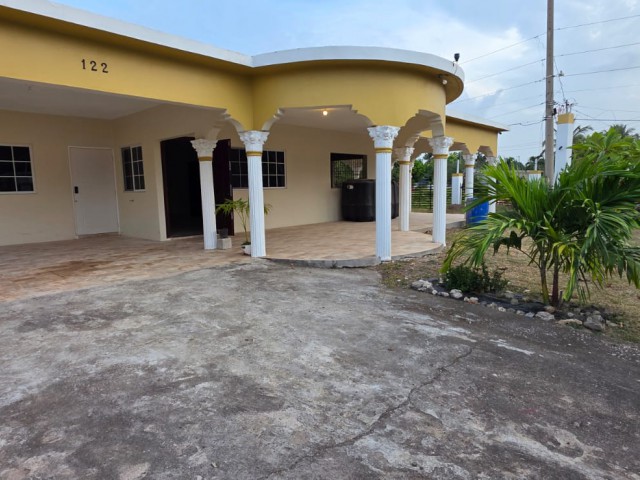 House For Rent in Fairview Park, St. Catherine Jamaica | [2]