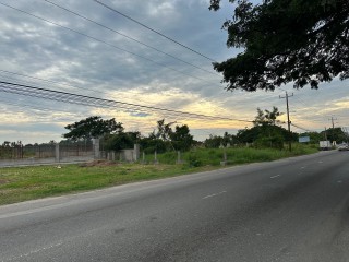 Commercial land For Sale in 1 Sydenham Villas, St. Catherine, Jamaica