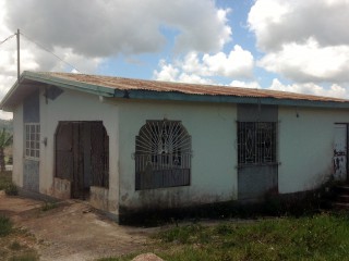 House For Sale in Christiana, Manchester Jamaica | [8]