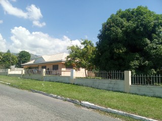 5 bed House For Sale in Kingston 8, Kingston / St. Andrew, Jamaica