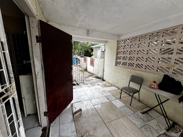 House For Sale in Ensom City, St. Catherine Jamaica | [5]
