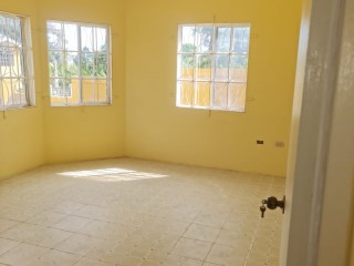Apartment For Rent in Lilliput, St. James Jamaica | [6]