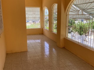 Flat For Rent in Hellshire Heights, St. Catherine Jamaica | [5]