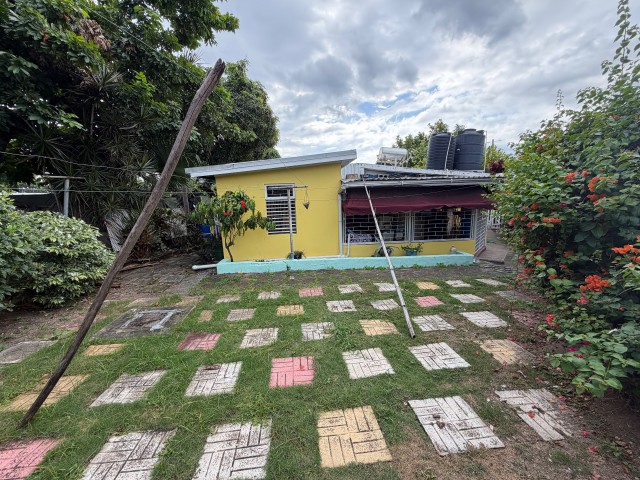 House For Sale in Valentines Garden, Kingston / St. Andrew Jamaica | [10]