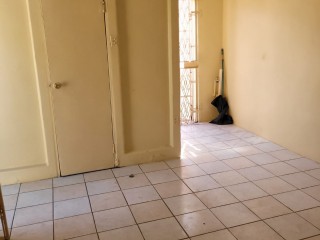 Flat For Rent in Monza Portmore, St. Catherine Jamaica | [6]