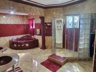 House For Sale in Johnson Hill Hellshire, St. Catherine Jamaica | [12]