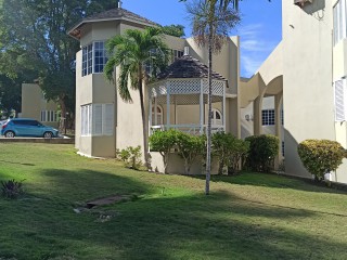 Townhouse For Sale in Columbus Heights, St. Ann Jamaica | [6]