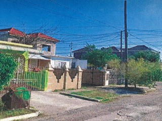 House For Sale in WEST AINTREE, St. Catherine Jamaica | [2]