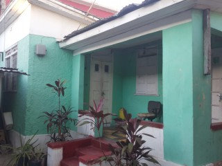 House For Sale in Hart Lane, Kingston / St. Andrew Jamaica | [3]