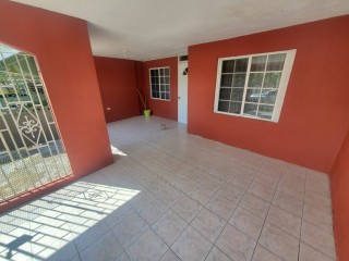 4 bed House For Sale in Ebony Vale, St. Catherine, Jamaica