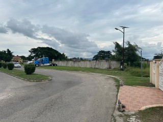 Commercial land For Sale in 1 Sydenham Villas, St. Catherine, Jamaica