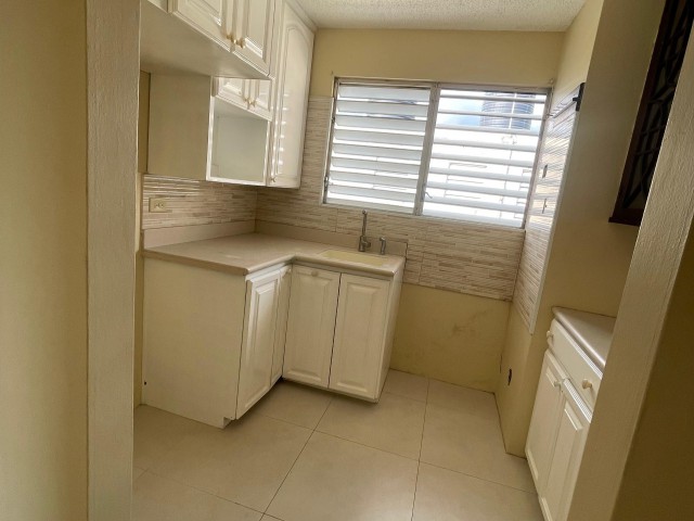 Apartment For Rent in Liguanea, Kingston / St. Andrew Jamaica | [3]