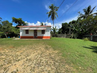 House For Sale in Linstead, St. Catherine Jamaica | [4]