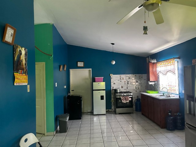 House For Sale in Vineyard Estate, St. Catherine Jamaica | [12]
