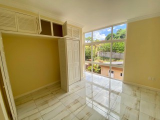 2 bed Apartment For Sale in Patrick Heights Red Hills St Andrew, Kingston / St. Andrew, Jamaica