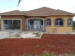 3 bed House For Sale in May Day, Manchester, Jamaica