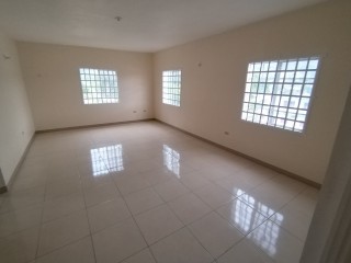 5 bed House For Sale in Mandeville, Manchester, Jamaica